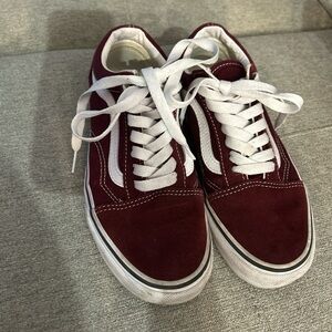 Women’s burgundy Vans